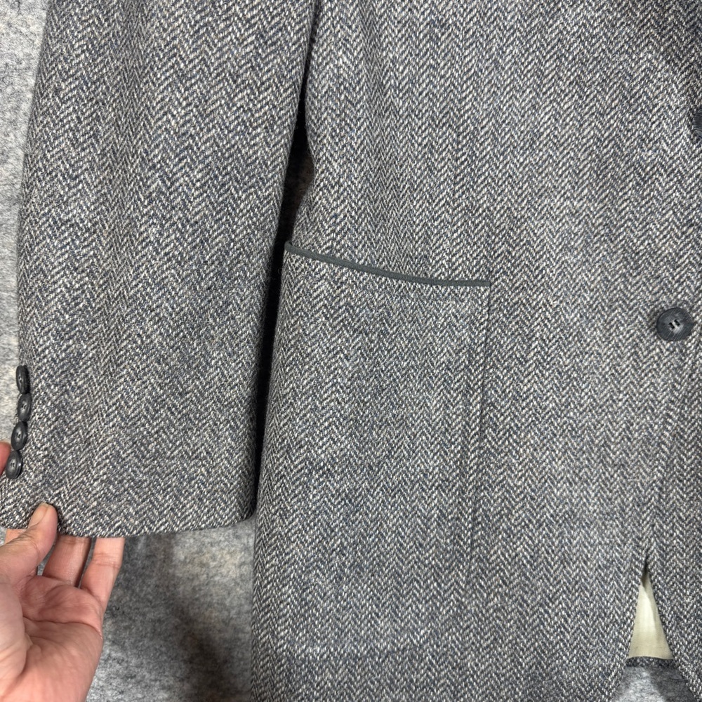 Samuelsohn Grey Herringbone Wool Blazer Sport Coat Size 40R Classic Tailored - Picture 15 of 16